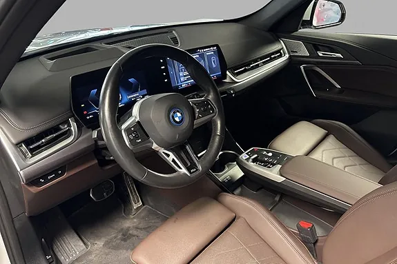 BMW Ix1 2023 photo 5