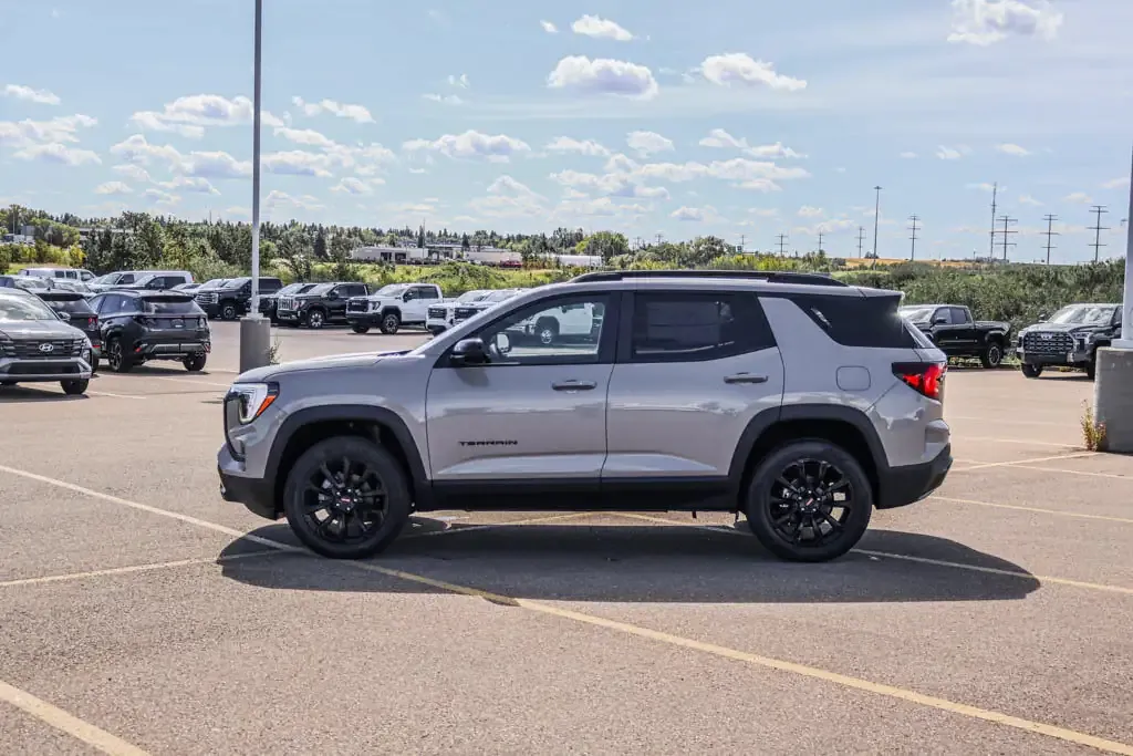 GMC Terrain 2027 photo 4