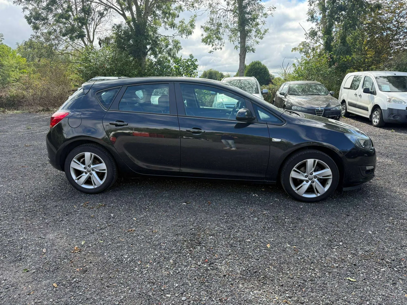 Opel Astra 2015 photo 4