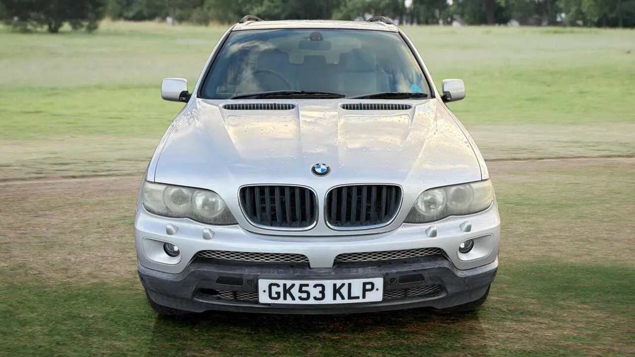 BMW X5 2004 photo 2