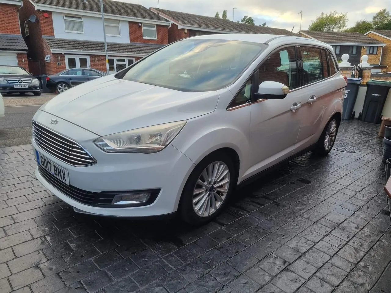Ford Grand C-Max 2017 photo 3