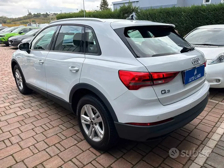 Audi Q3 2022 photo 4