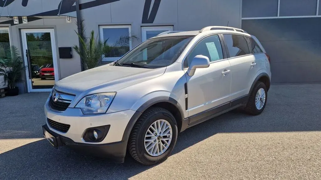 Opel Antara 2012 photo 2