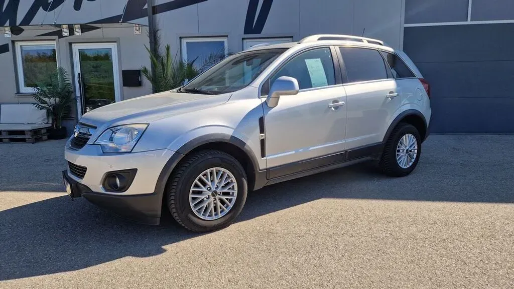 Opel Antara 2012 photo 3
