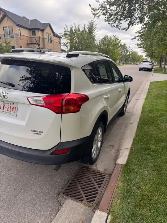 Toyota Rav4 2013 photo 4