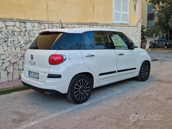 Fiat 500L 2017 photo 2