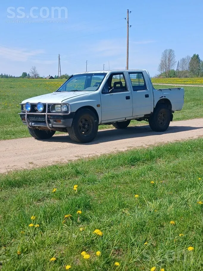 Opel Campo