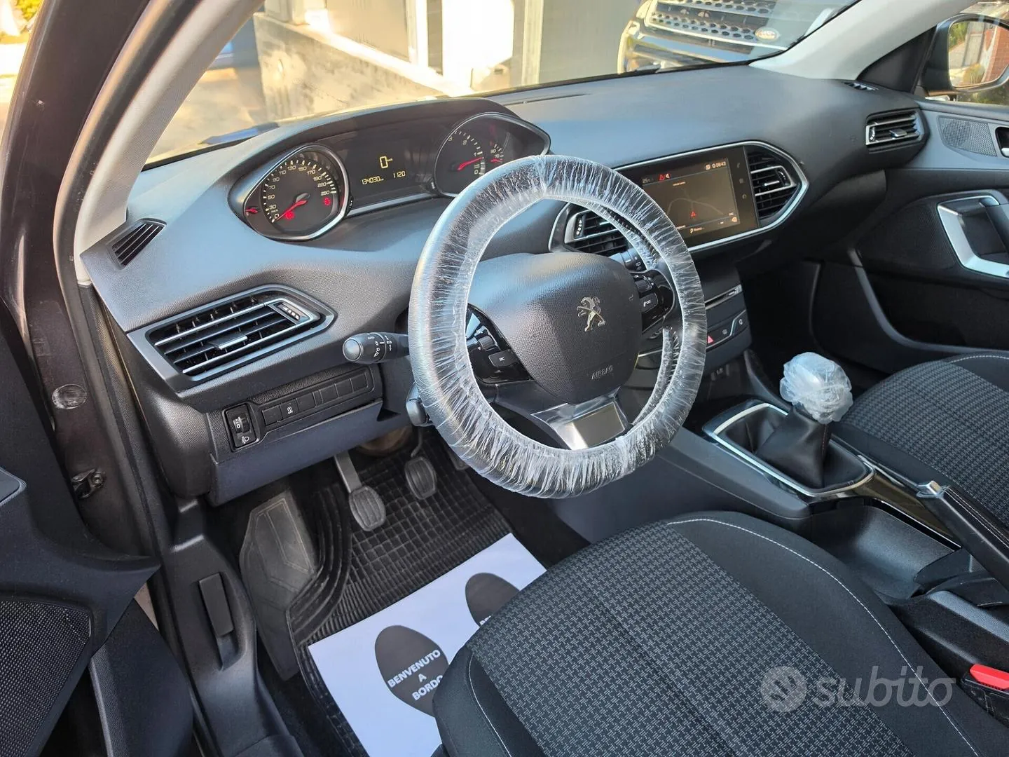 Peugeot 308 2017 photo 4