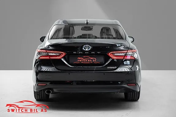 Toyota Camry 2023 photo 5