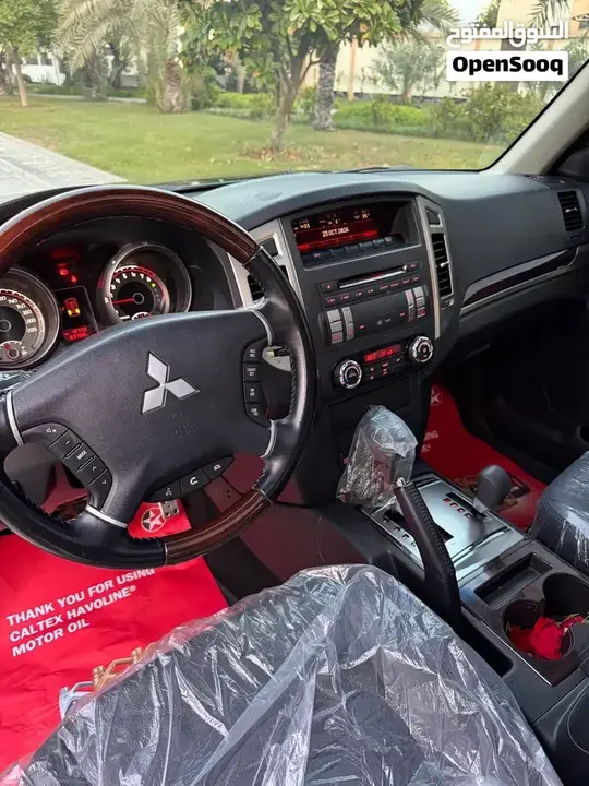 Mitsubishi Pajero 2015 photo 2
