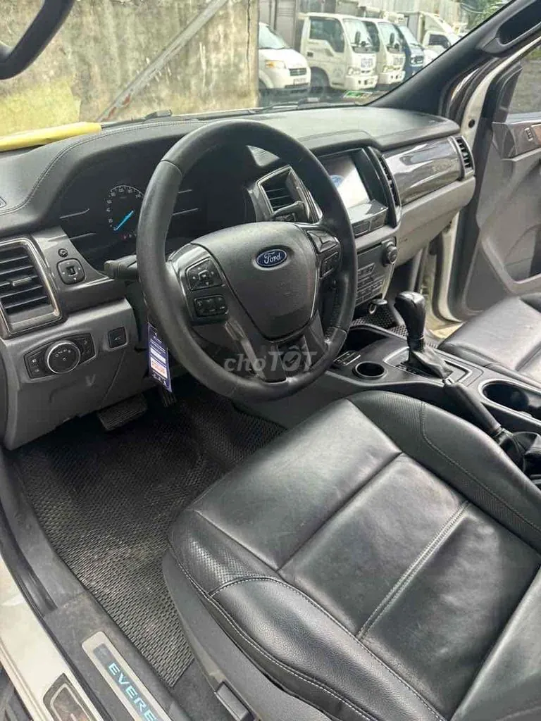 Ford Everest 2016 photo 5