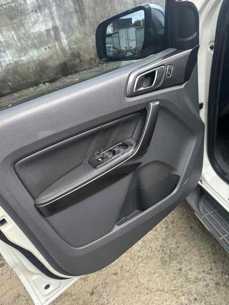 Ford Everest 2016 photo 3