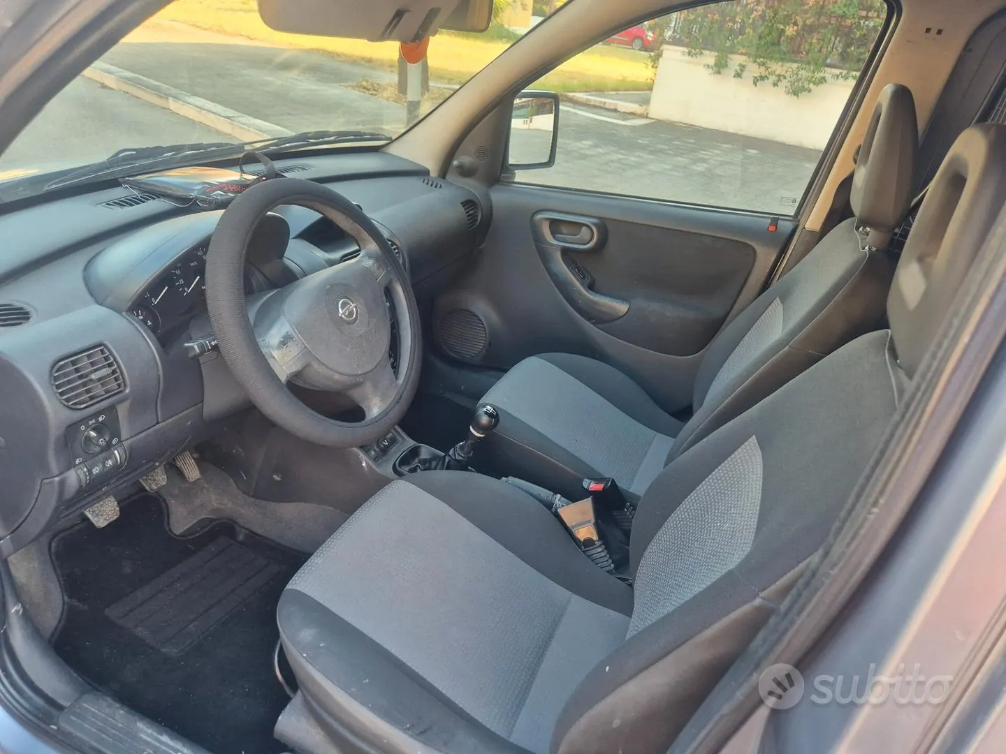 Opel Combo 2010 photo 5