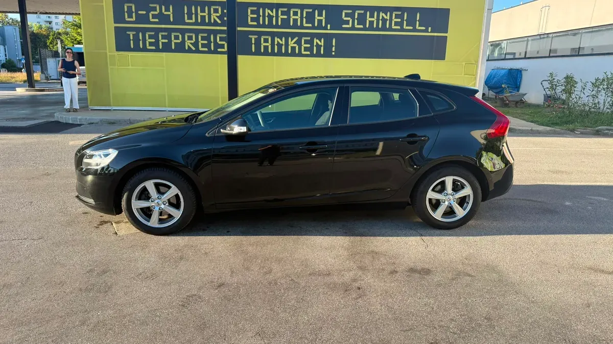 Volvo V40 2016 photo 3