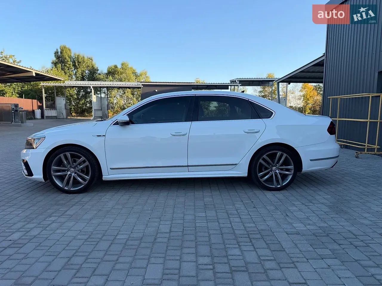 Volkswagen Passat 2019 photo 4