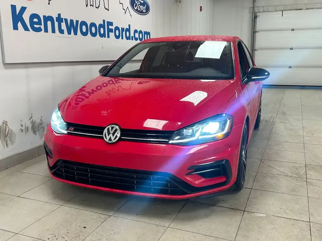 Volkswagen Golf R 2018 photo 2
