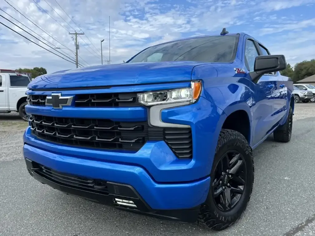 Chevrolet Silverado 1500 2025 photo 2