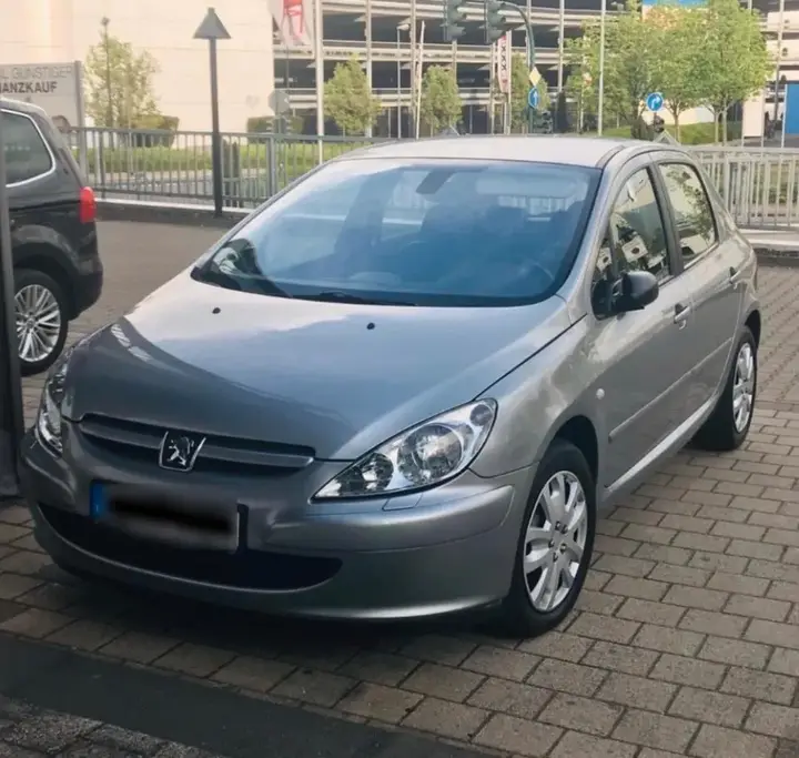 Peugeot 307