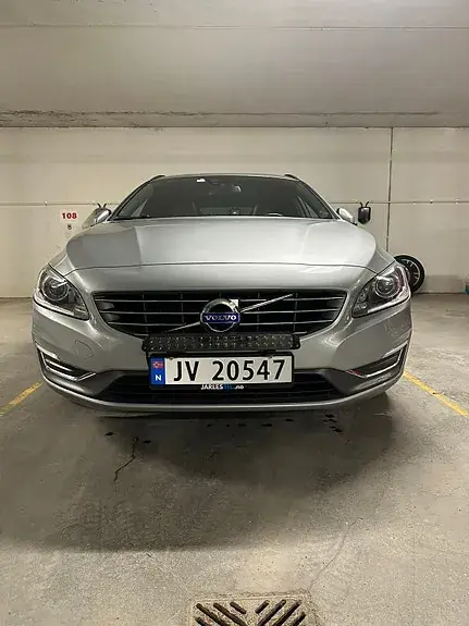Volvo V60 2015 photo 2
