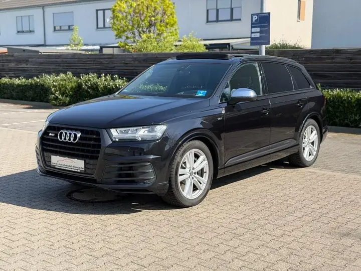 Audi Sq7