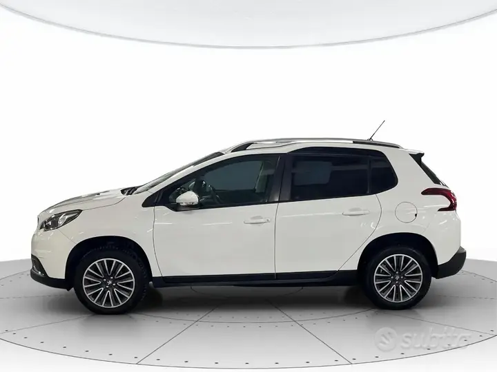 Peugeot 2008 2019 photo 2