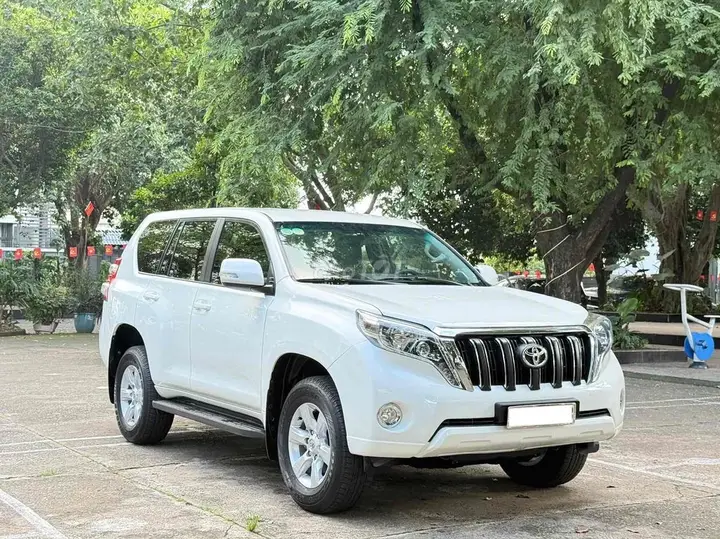Toyota Land Cruiser Prado 2014 photo 5