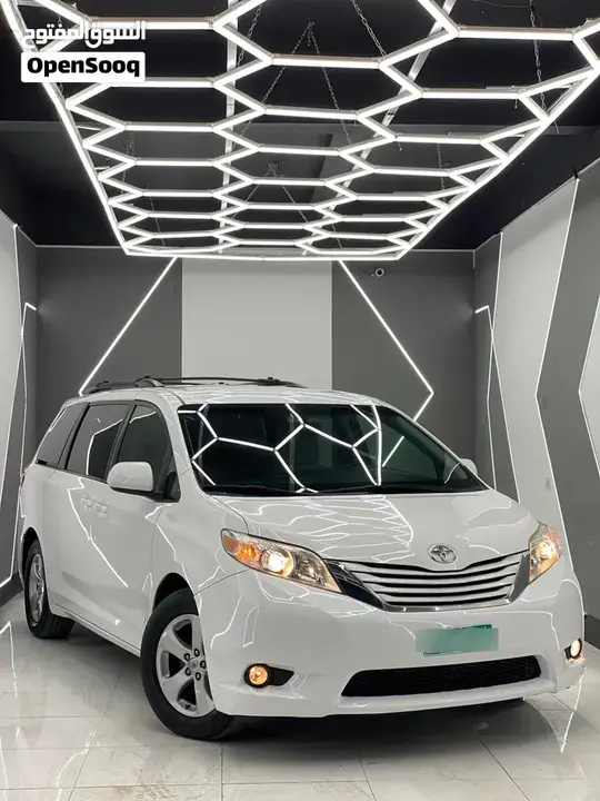 Toyota Sienna 2019 photo 5