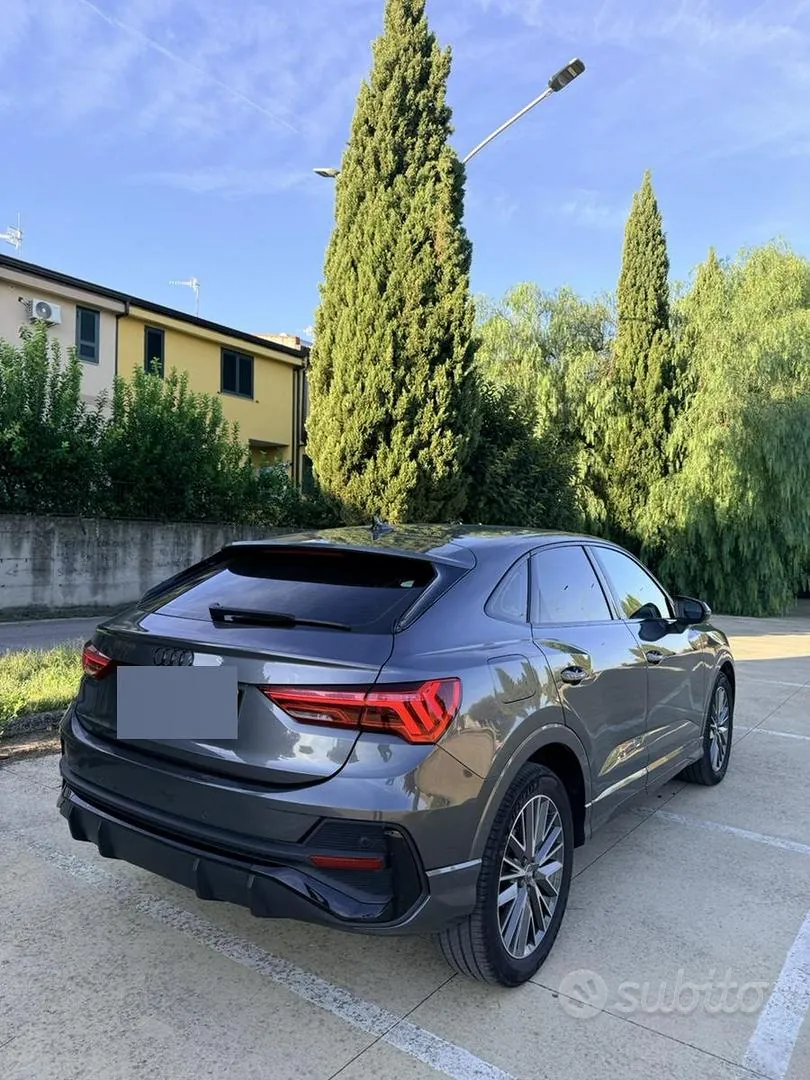 Audi Q3 2019 photo 3