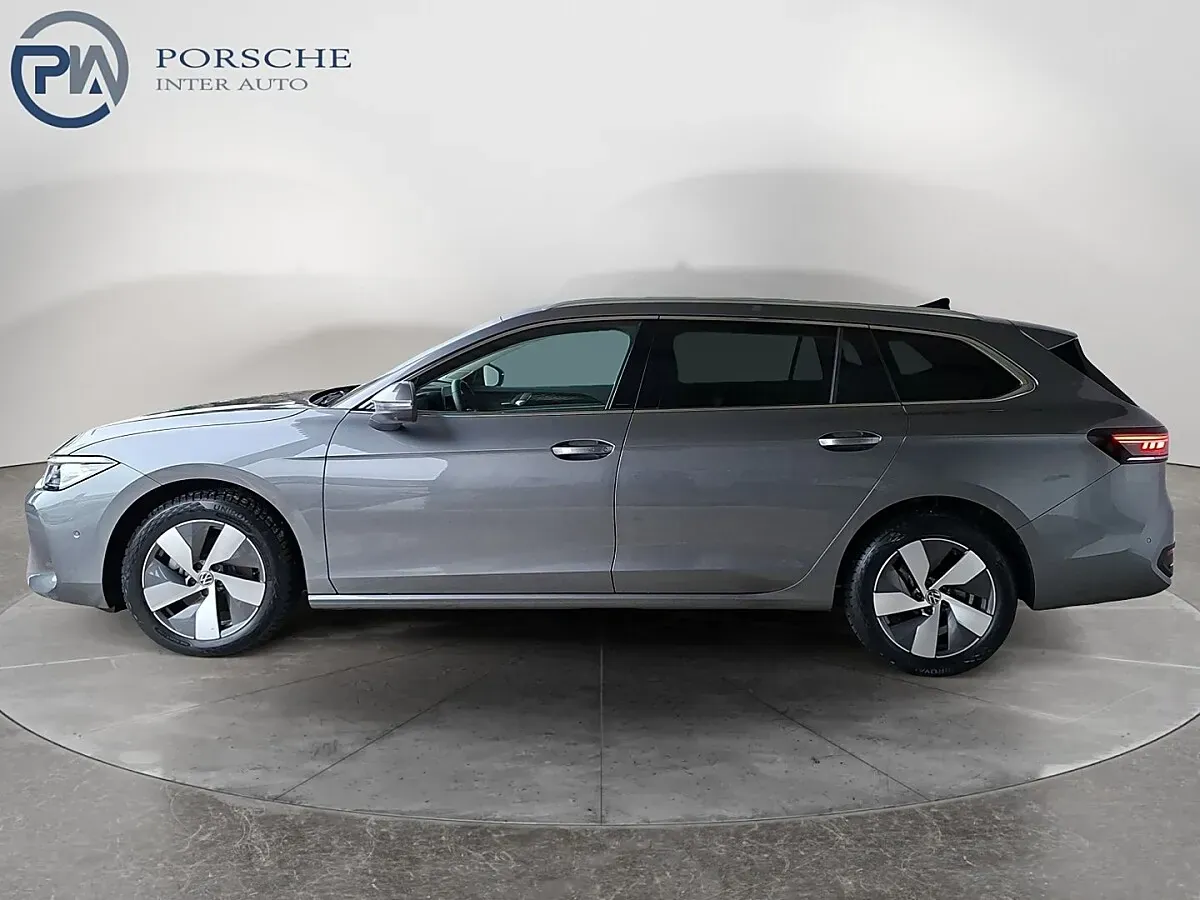 Volkswagen Passat 2026 photo 2
