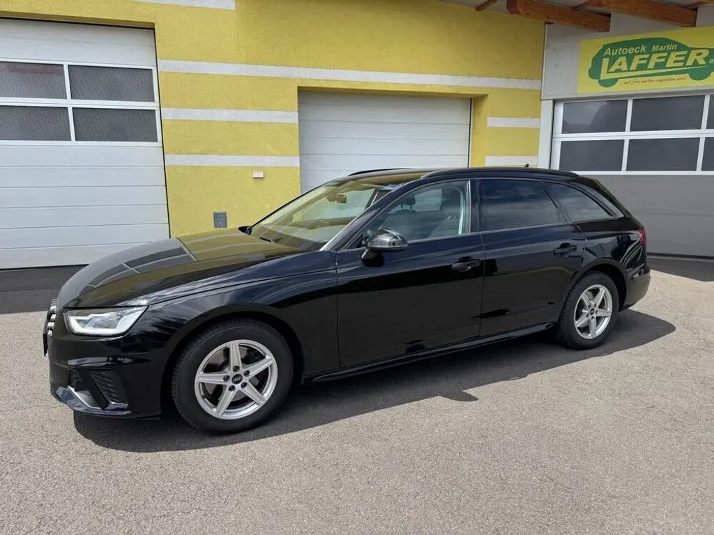 Audi A4 2021 photo 3