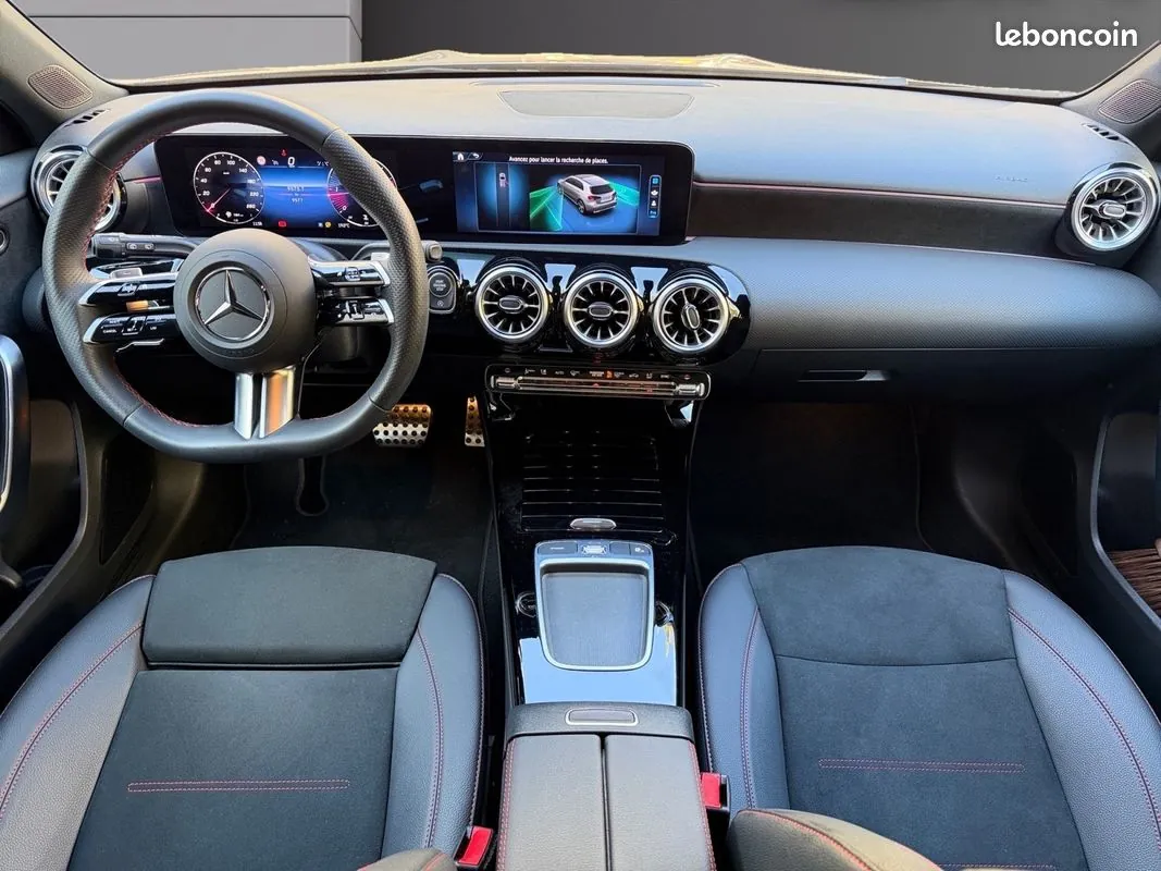 Mercedes-Benz A-Class 2025 photo 2