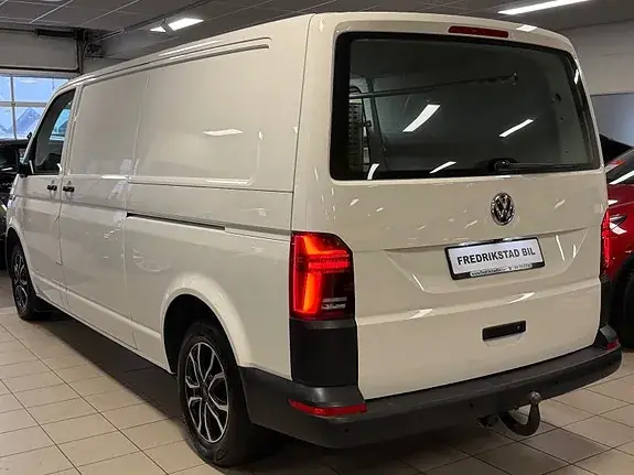 Volkswagen Transporter 2024 photo 2