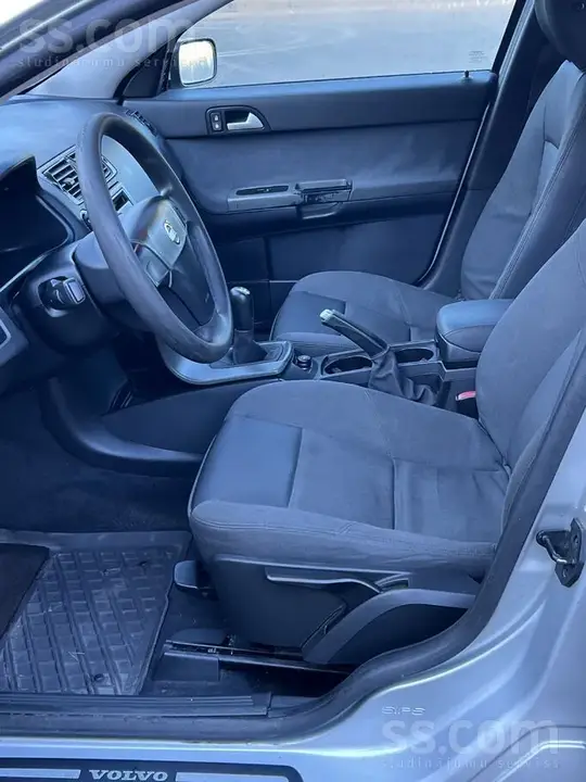 Volvo V50 2004 photo 5