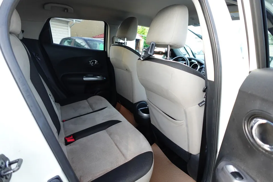 Nissan Juke 2011 photo 4