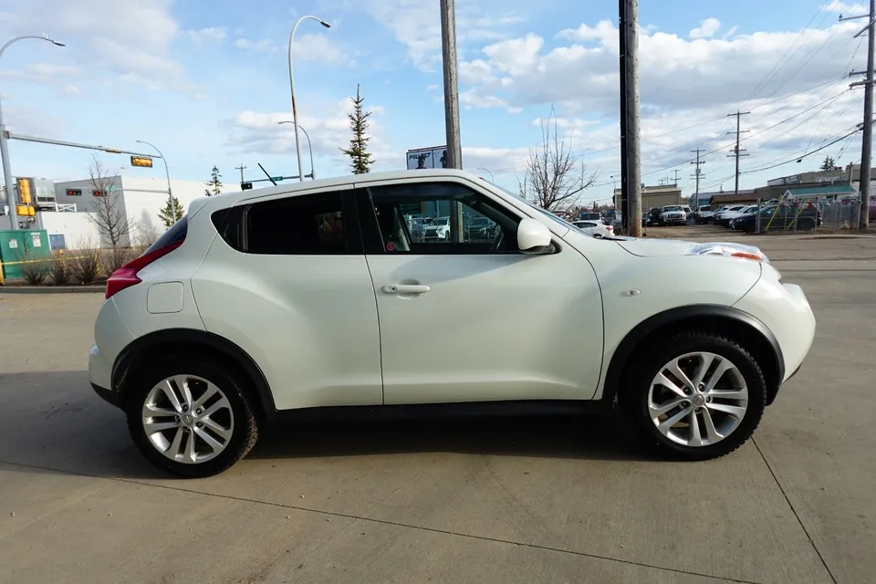 Nissan Juke 2011 photo 5
