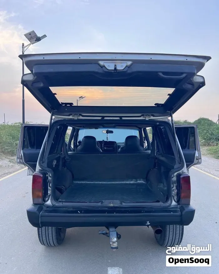 Jeep Cherokee 2001 photo 4