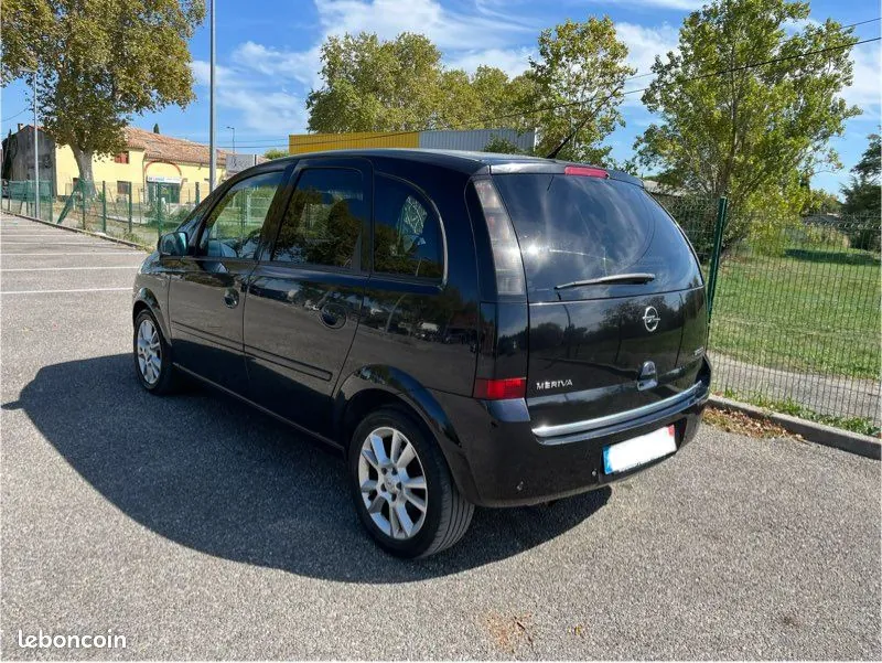 Opel Meriva 2010 photo 2