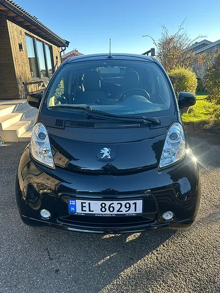 Peugeot Ion 2015 photo 4