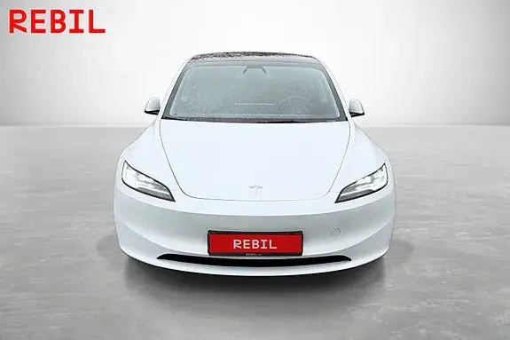 Tesla Model 3 2025 photo 2