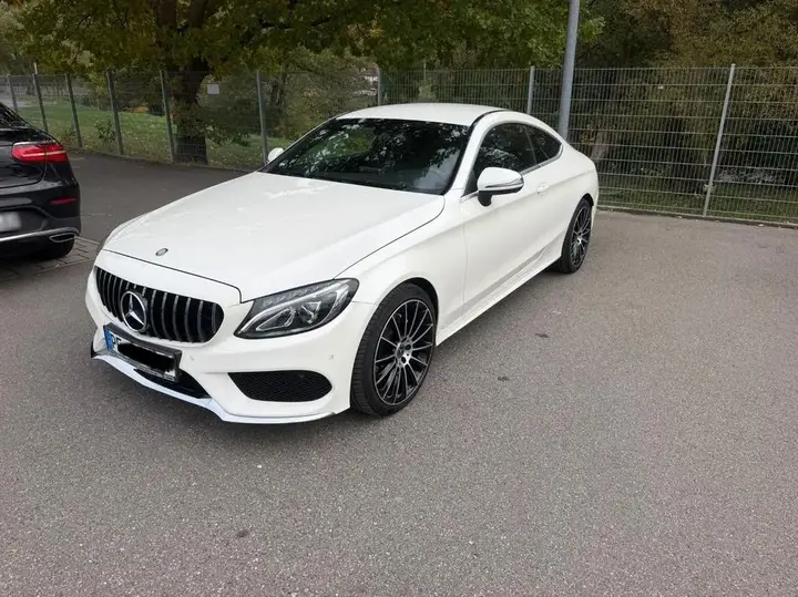 Mercedes-Benz C200