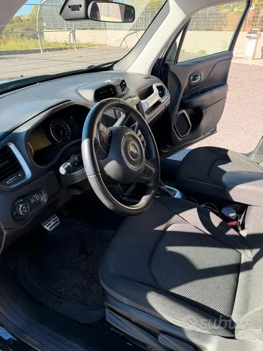 Jeep Renegade 2019 photo 2