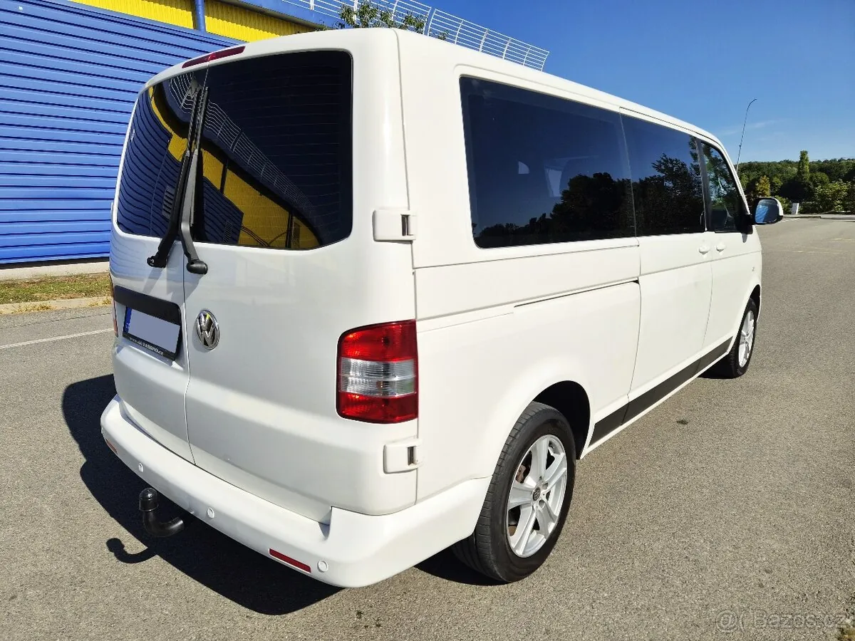 Volkswagen Caravelle 2010 photo 5