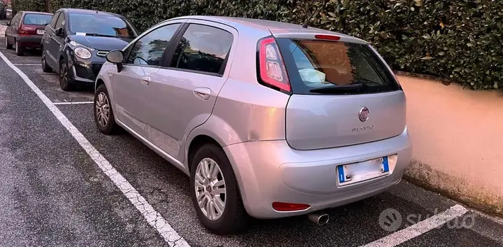Fiat Punto 2014 photo 2
