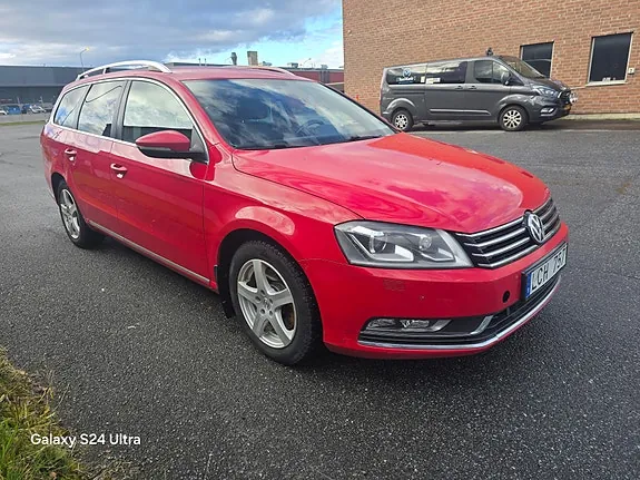 Volkswagen Passat 2013 photo 2