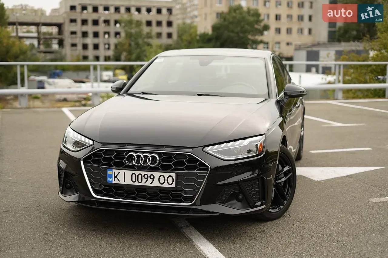 Audi A4 2021 photo 2