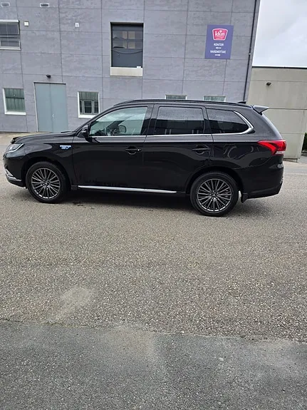 Mitsubishi Outlander 2019 photo 4