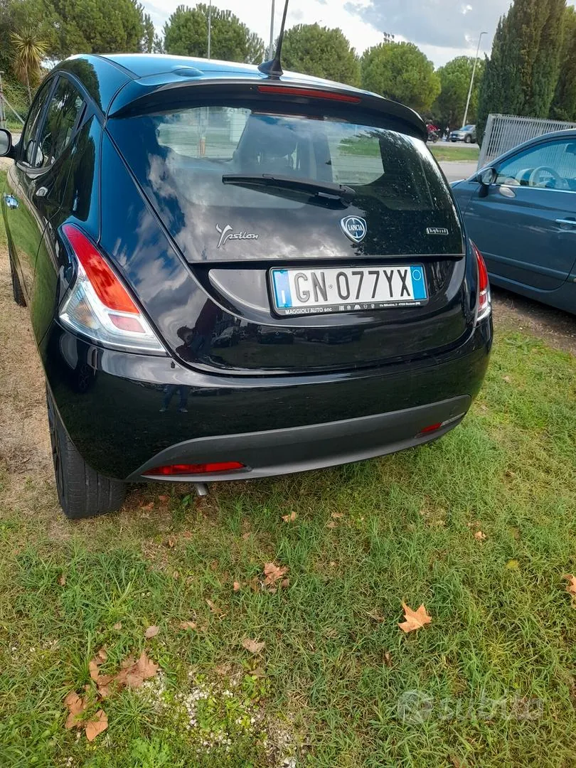 Lancia Ypsilon 2023 photo 3