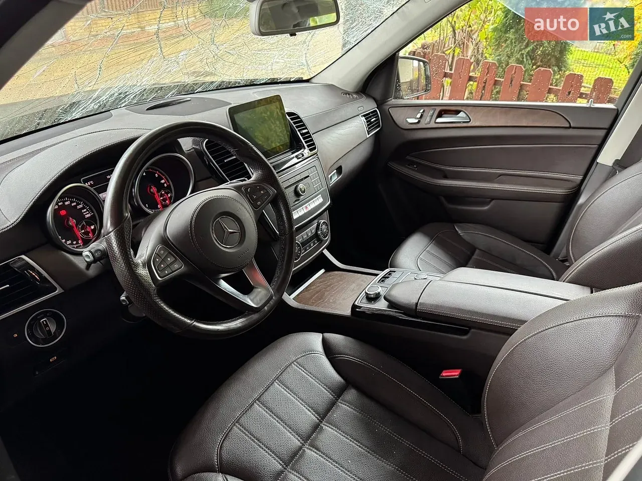 Mercedes-Benz Gls-Class 2016 photo 4