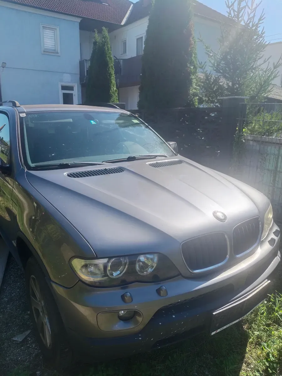 BMW X5 2006 photo 2