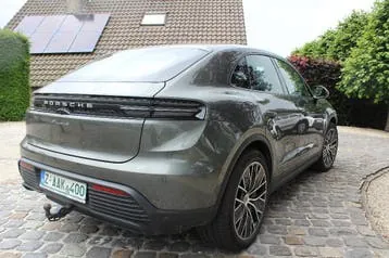 Porsche Macan 2024 photo 3
